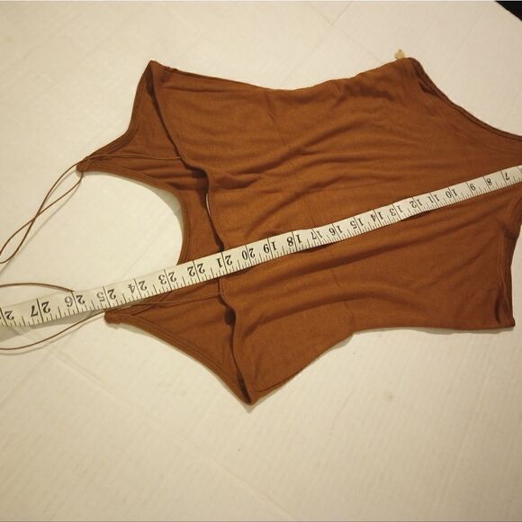 - ✨ New double zero spaghetti strap bodysuit - Picture 10 of 12